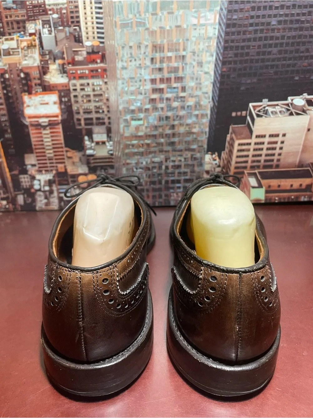 Allen Edmonds Men's Leather Cap-Toe Oxfords 10 .5 D Brown USA